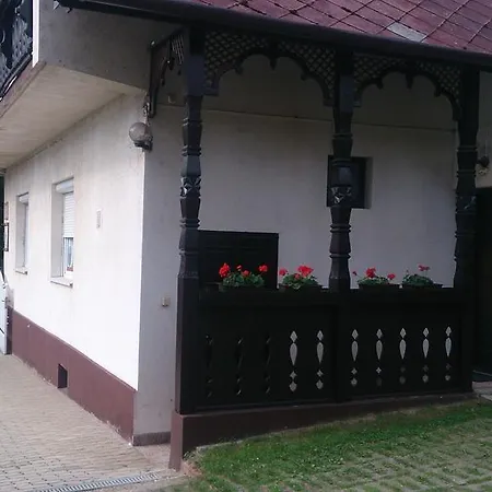 Anna Vendeghaz Διαμέρισμα